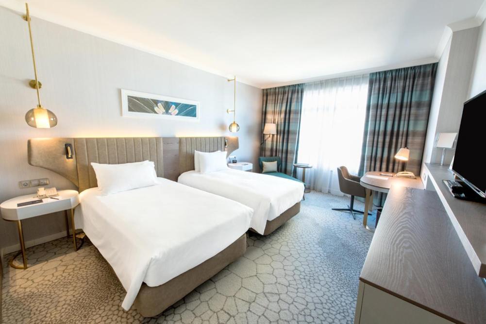 Hilton Diagonal Mar Hotel